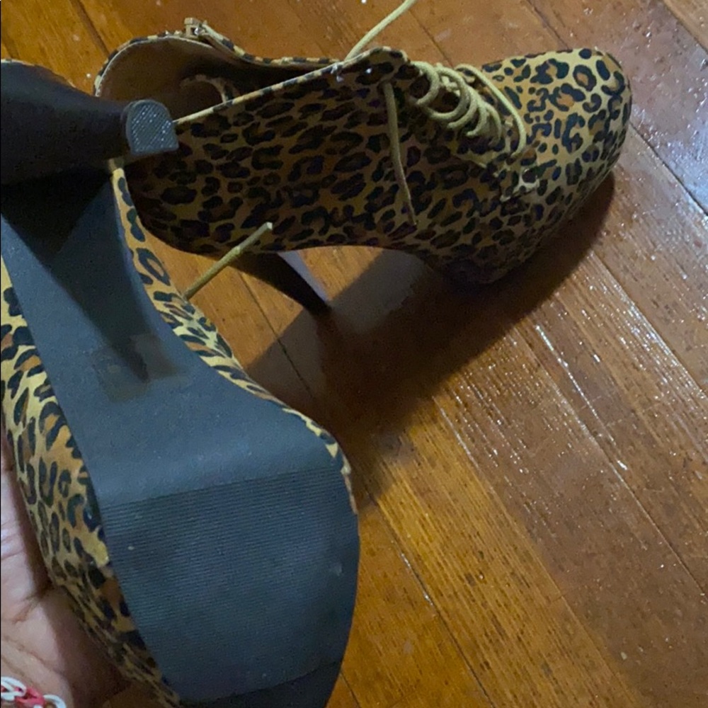 Leopard booties - Picture 2 of 3